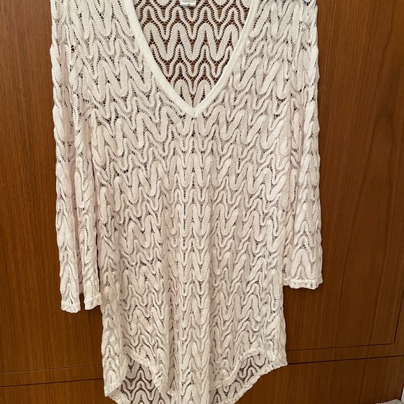 Elif for Jordan Taylor Swim Cover Up - Picture 3 of 4